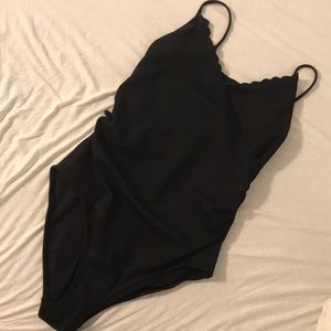 Scalloped V-neck black one-piece swimsuit from Gap